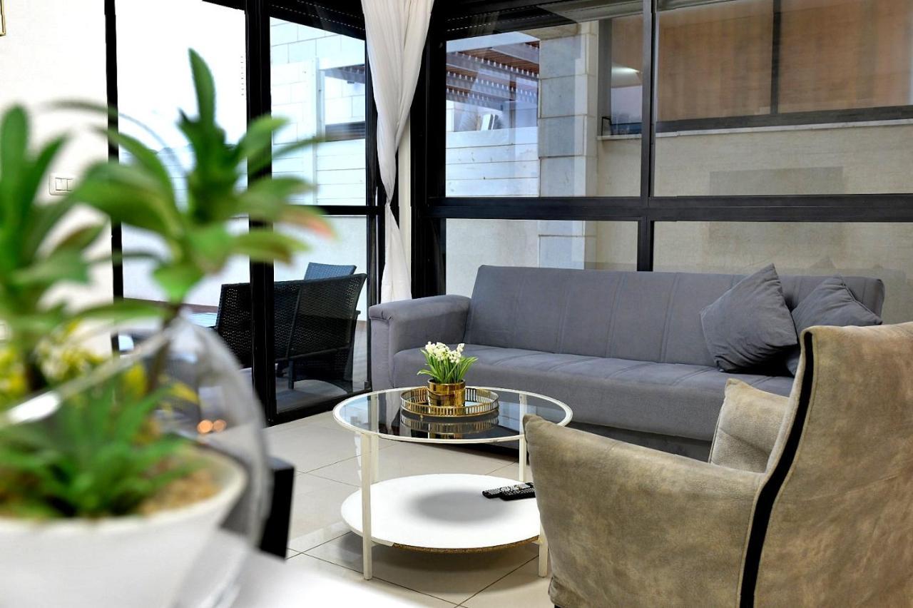 Ferienwohnung sea view&pool eilat Exterior foto
